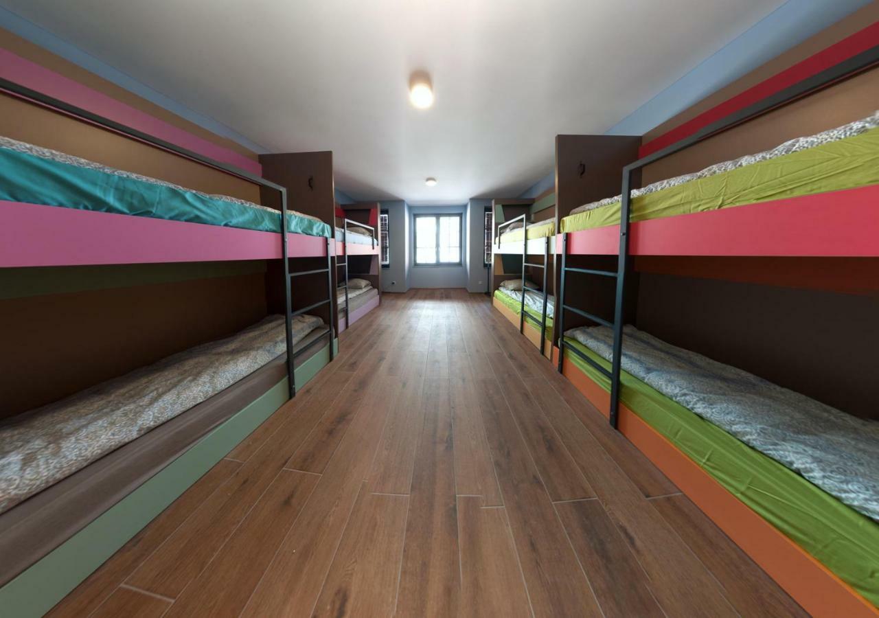Ura Hostel Πρίζρεν Εξωτερικό φωτογραφία